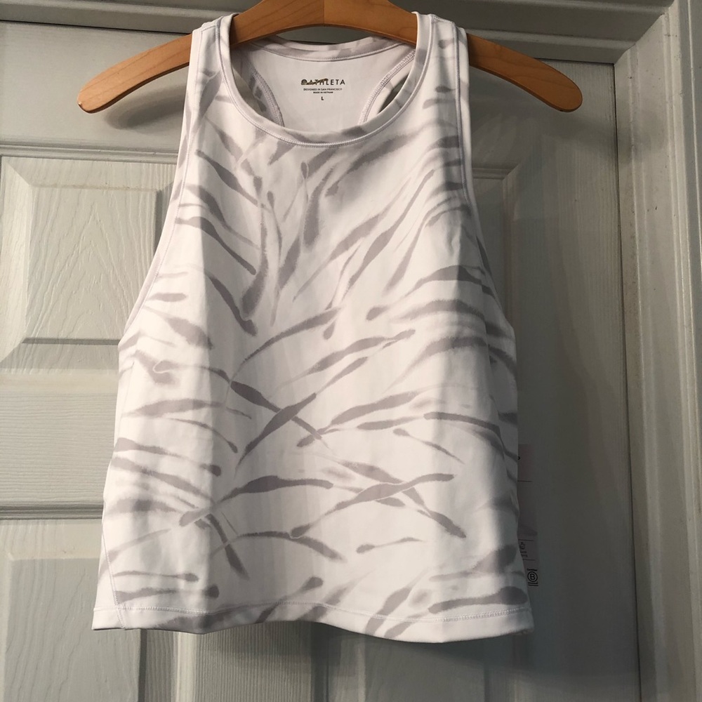 NWT Athleta Shanti Crop